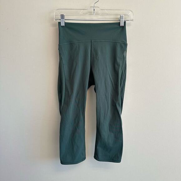 Lululemon Sun Setter Crop Leggings 17" Mesh Scalloped Trim Size 4 Dark Forest - Picture 2 of 10